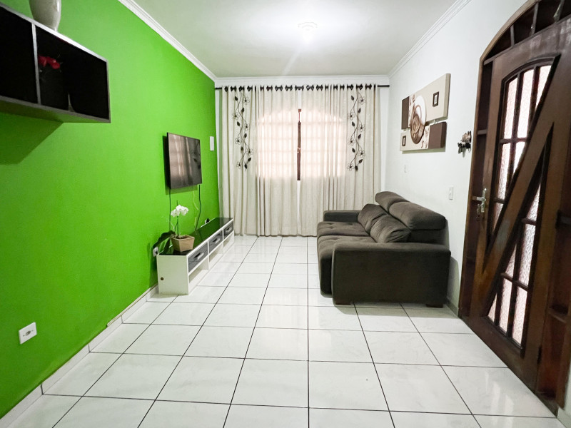 Casa à venda Primeiro  de Maio com 287m² e 3 quartos por R$ 450.000 - 509761851-1o.JPG