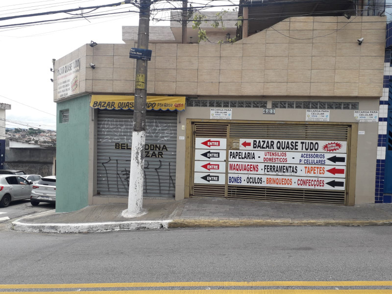 Casa à venda Floresta com 198m² e 2 quartos por R$ 750.000 - 1002572903-frente-do-imovel-2.jpeg