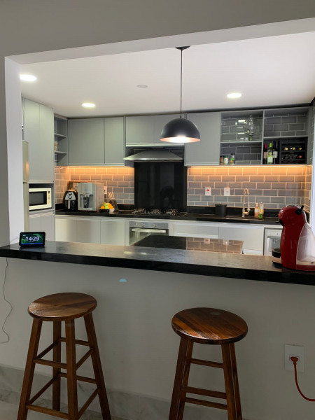 Casa de condomínio à venda Jardim America II com 217m² e 3 quartos por R$ 1.200.000 - 1209196758-f52545af-e9e0-40d5-8d45-3ec2a61ac999.jpeg