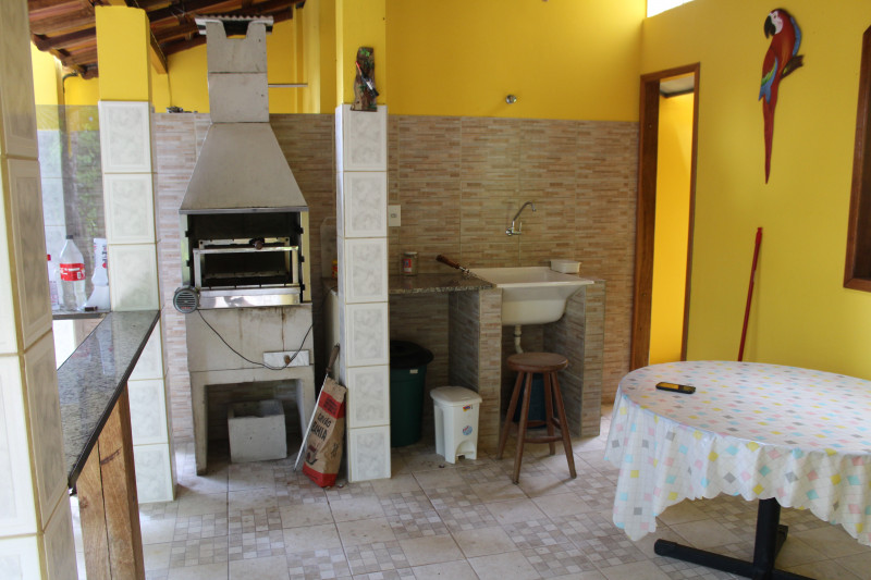 Casa à venda Centro com 140m² e 3 quartos por R$ 240.000 - 632478830-img-0604.JPG
