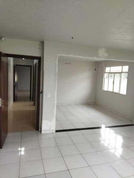 Casa para alugar Guaíra com 220m² e 3 quartos por R$ 5.800 - 1031210226-sala4.jpg