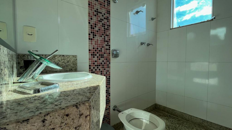 Casa à venda Parque Xangri-Lá com 180m² e 4 quartos por R$ 890.000 - 1715863917-whatsapp-image-2023-11-08-at-11.jpeg