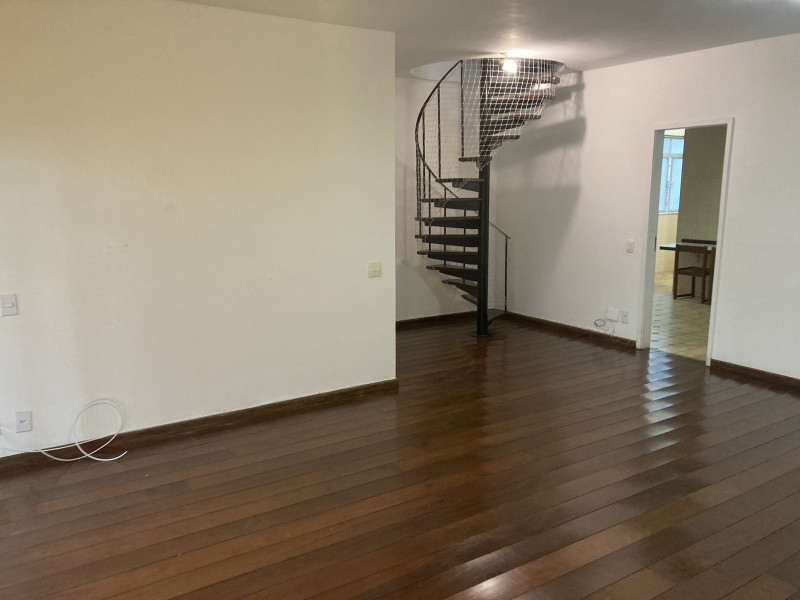 Cobertura à venda Botafogo com 246m² e 4 quartos por R$ 2.200.000 - 606556157-img-1397.jpeg