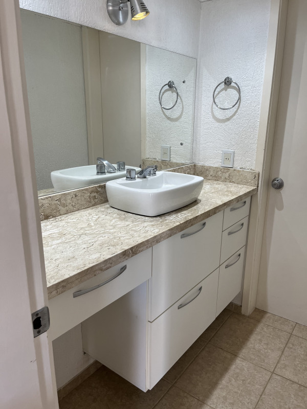 Casa de condomínio à venda Cavalhada com 90m² e 2 quartos por R$ 400.000 - 172067771-img-7937.jpeg