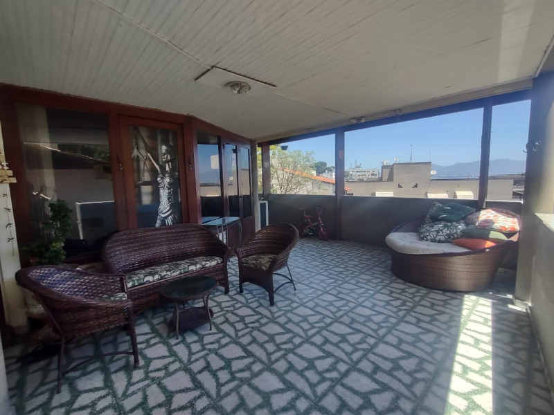 Casa à venda Jardim Guanabara com 209m² e 4 quartos por R$ 1.100.000 - 1319064357-09-area-convivencia-da-churrasqueira.jpeg