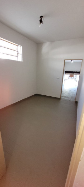 Casa à venda Centro com 175m² e 2 quartos por R$ 280.000 - 1528458821-92d7db56-f05d-4bf5-af25-9f1f33eaadee.jpg