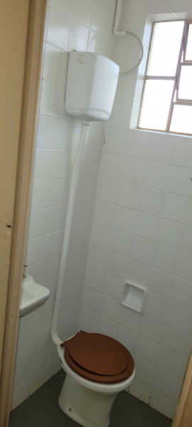 Casa à venda Centro com 175m² e 2 quartos por R$ 280.000 - 2128208269-c4ccba58-4b3b-4898-996f-347d732609ca.jpg