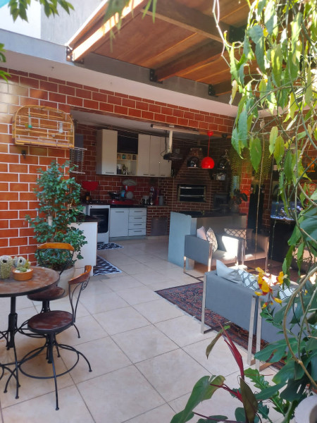 Casa à venda Vila Flórida com 275m² e 3 quartos por R$ 720.000 - 193540666-9fcd60b7-11ab-4950-8190-0709dc9b1a5c.jpeg