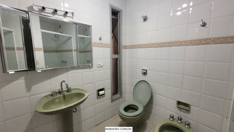 Apartamento à venda Centro com 196m² e 3 quartos por R$ 784.000 - 54154479-banheiro-comum.png