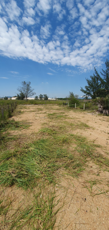 imóvel com 360m² - Lot. Praia de Ibiraquera - Imbituba