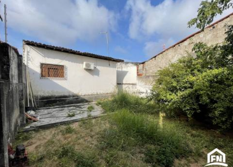 Casa à venda Nova Parnamirim com 225m² e 3 quartos por R$ 280.000 - 769094546-casa-quintal.png