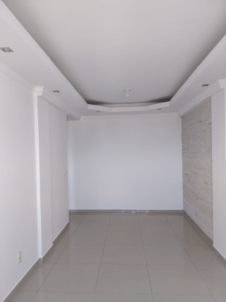 Apartamento à venda Centro com 55m² e 2 quartos por R$ 145.000 - 387757160-img-20230929-wa0016.jpg