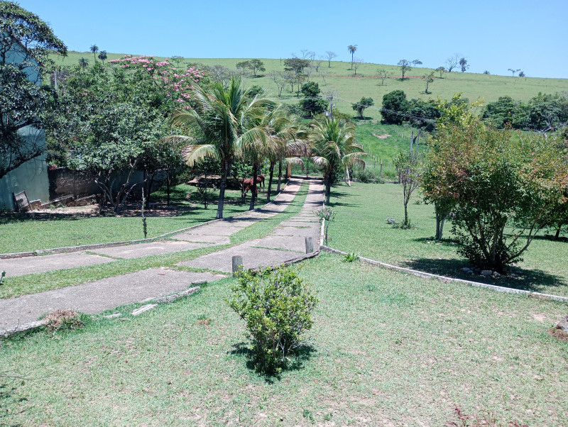 imóvel com 2500m² - Clube dos Quinhentos - Guaratinguetá