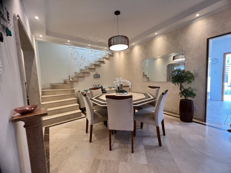 Casa à venda Boqueirão com 280m² e 3 quartos por R$ 1.950.000 - 140171955-img-20231118-wa0063.jpg