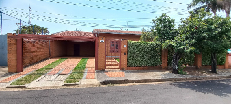 imóvel com 600m² - Jardim Europa I - Avaré