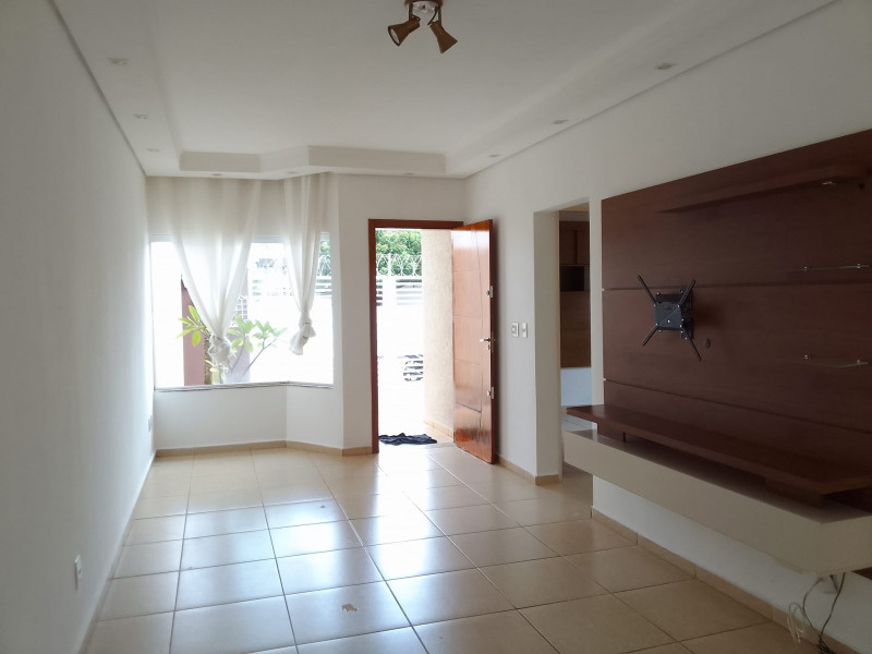 Casa à venda (L-10) com 60m² e 2 quartos por R$ 295.000 - 1621990826-07.jpg