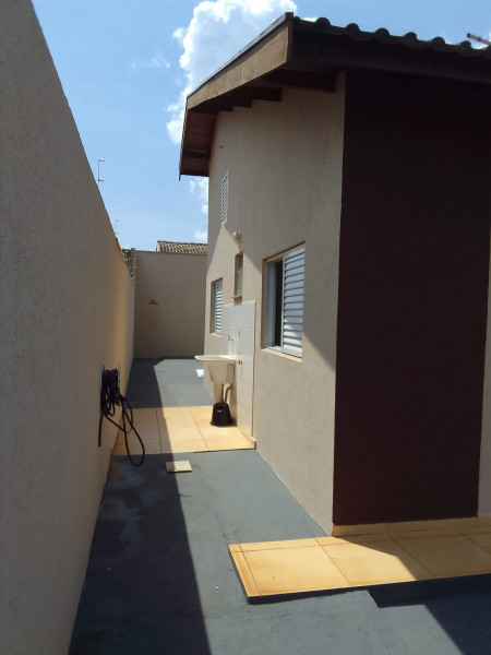 Casa à venda (L-10) com 60m² e 2 quartos por R$ 295.000 - 691791754-402110412-839462531519415-677583448045513415-n.jpg