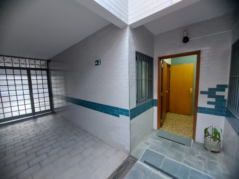 Casa à venda Belenzinho com 349m² e 3 quartos por R$ 1.800.000 - 539678863-garagem.jpg