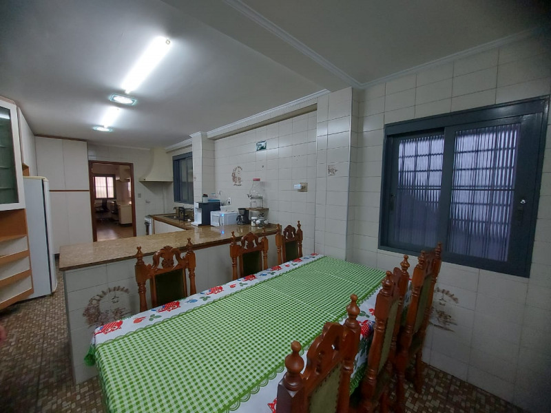 Casa à venda Belenzinho com 349m² e 3 quartos por R$ 1.800.000 - 621643906-cozinha3.jpg