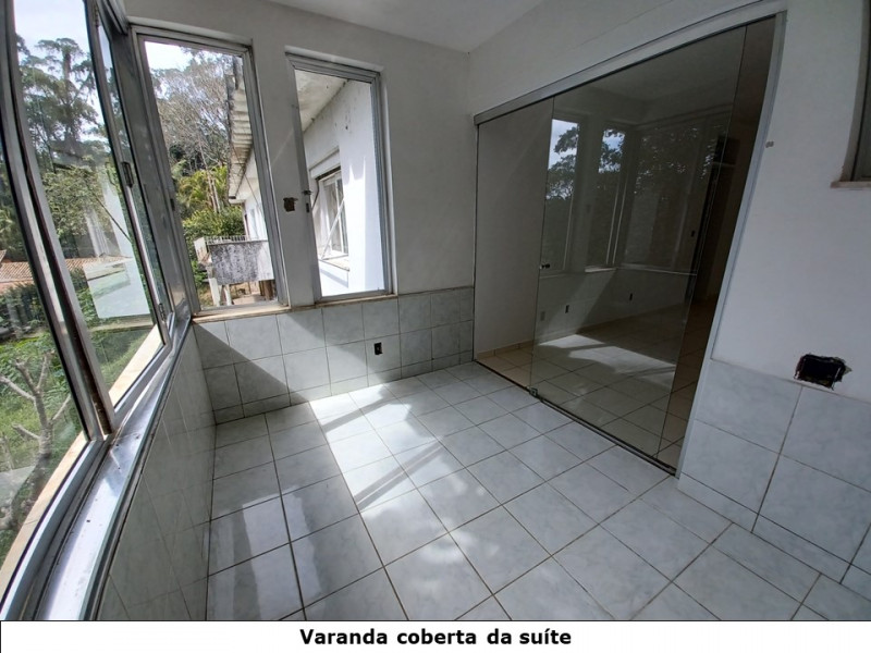 Casa de condomínio à venda Granja Viana com 486m² e 4 quartos por R$ 1.600.000 - 1347933816-slide6.JPG