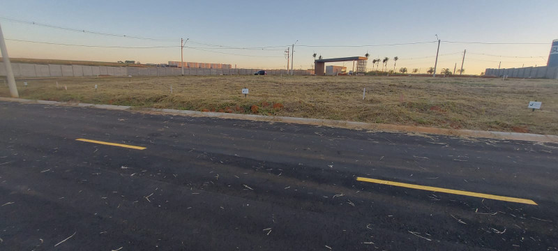 Terreno à venda Jardim Sao Bento com 200m² e 1 quarto por R$ 205.000 - 2138641604-whatsapp-image-2023-11-22-at-16.jpeg