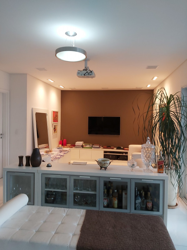 Apartamento à venda Vila Regente Feijó com 184m² e 3 quartos por R$ 2.250.000 - 320798300-sala-telao.jpg