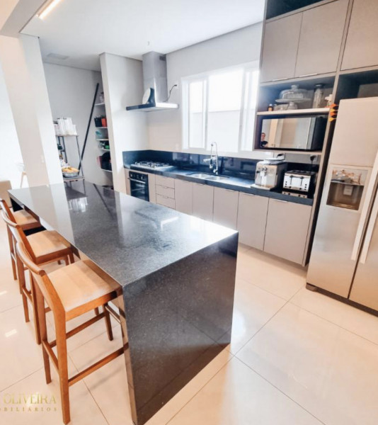 Casa de condomínio à venda Medeiros com 550m² e 3 quartos por R$ 2.600.000 - 1387500279-img-0129.jpeg