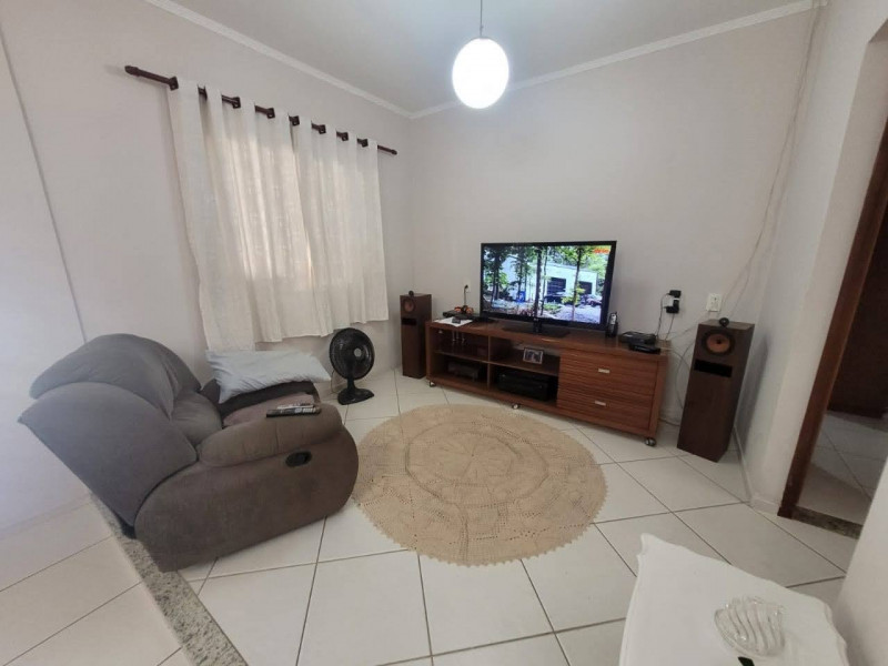 Casa à venda Jardim Eulina com 250m² e 2 quartos por R$ 550.000 - 1308402615-img-20220822-wa0393.jpg