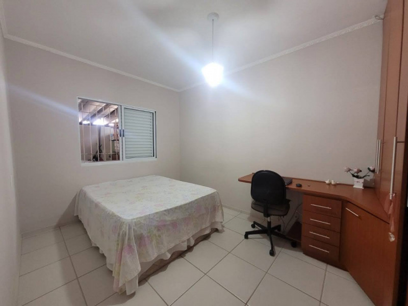 Casa à venda Jardim Eulina com 250m² e 2 quartos por R$ 550.000 - 2010073136-img-20220822-wa0380.jpg