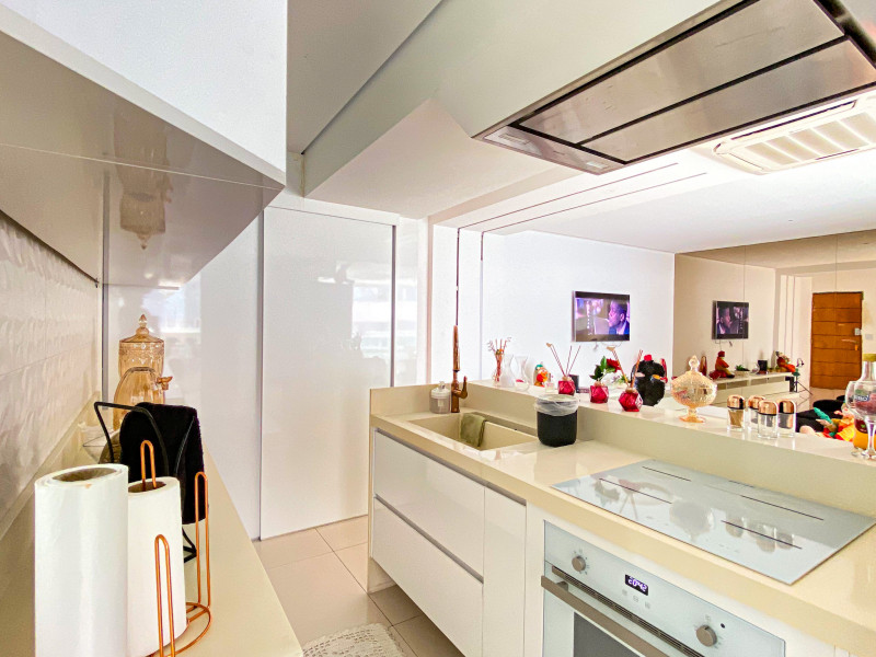 Apartamento à venda Ponta da Praia com 125m² e 3 quartos por R$ 1.600.000 - 1000045798-13.jpg