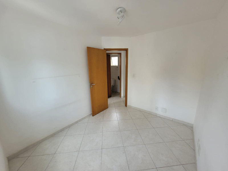 Apartamento à venda Santa Maria com 902m² e 2 quartos por R$ 450.000 - 527993474-imagem-do-whatsapp-de-2023-11-24-as-14.jpg