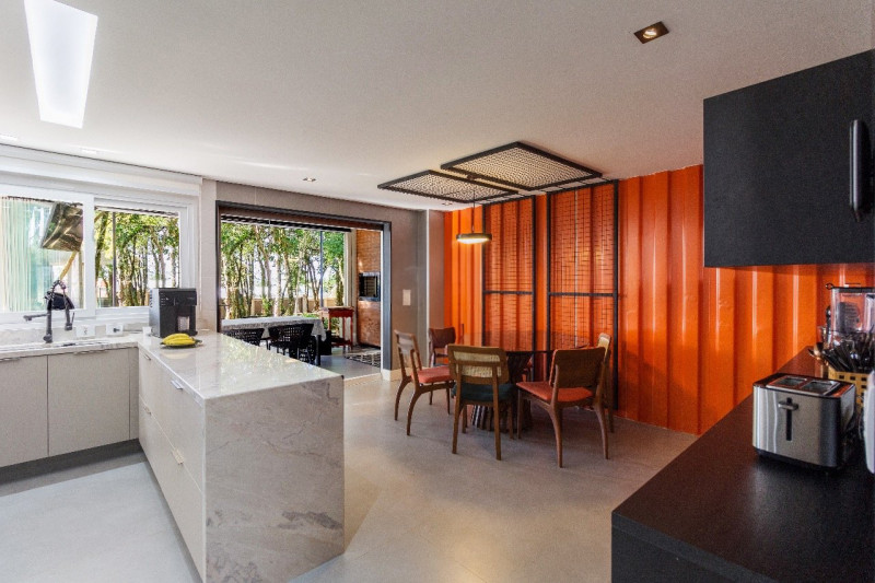 Casa de condomínio à venda Butiatuvinha com 345m² e 3 quartos por R$ 3.600.000 - 1082067153-04-cozinha-2.jpg