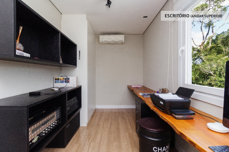 Casa de condomínio à venda Butiatuvinha com 345m² e 3 quartos por R$ 3.600.000 - 1446239533-09-escritorio-1-com-let.jpg