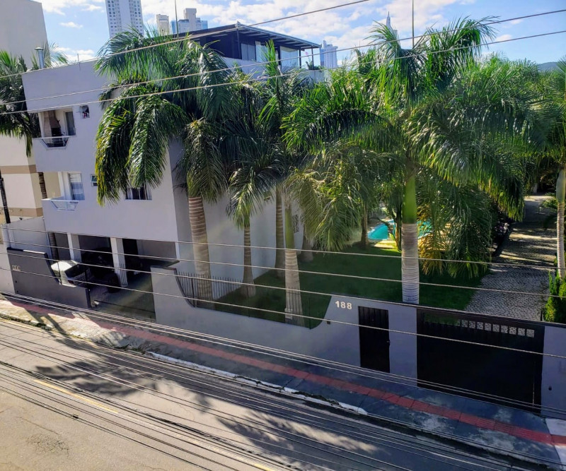 Casa à venda Vila Real com 92m² e 4 quartos por R$ 99.999.999 - 606980661-img-20231003-wa0044.jpg
