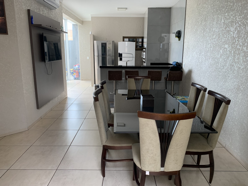Casa à venda Centro com 200m² e 3 quartos por R$ 850.000 - 1031920535-img-8120.jpeg