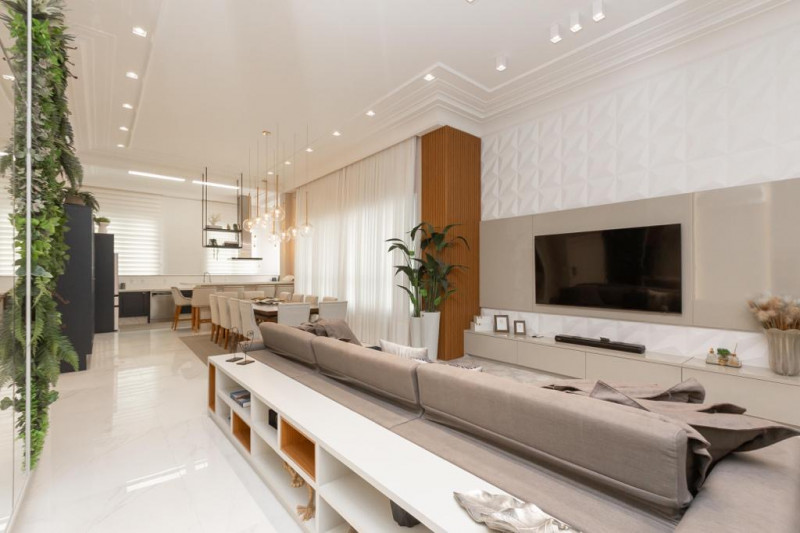 Casa à venda Centro com 200m² e 3 quartos por R$ 850.000 - 933908293-aee10c3c-6847-47fa-a878-ca193ce4c194.jpeg