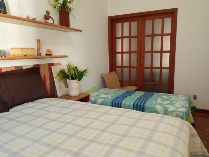 Apartamento à venda Copacabana com 120m² e 3 quartos por R$ 1.300.000 - 708394776-babb9929-69d1-4f70-af37-3bf02442a795.jpeg