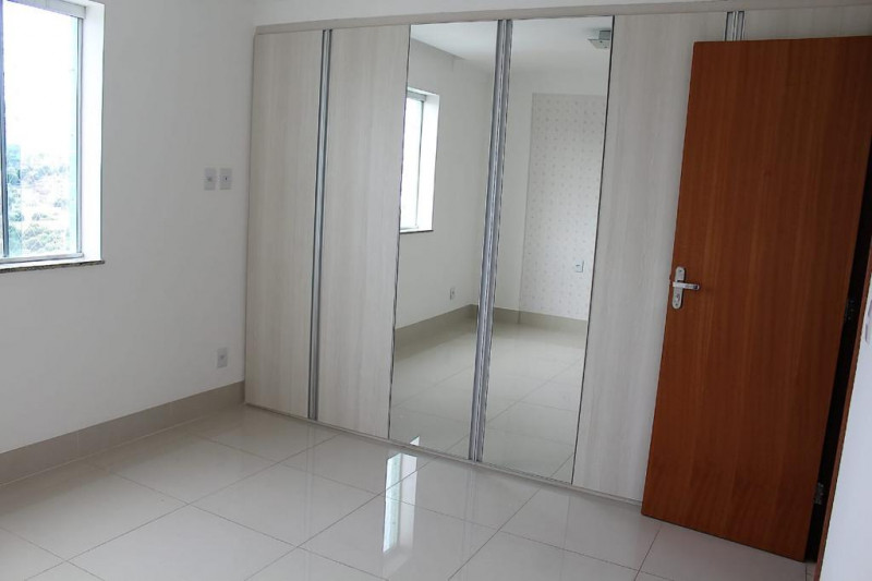 imóvel com 130m² - Centro - Governador Valadares
