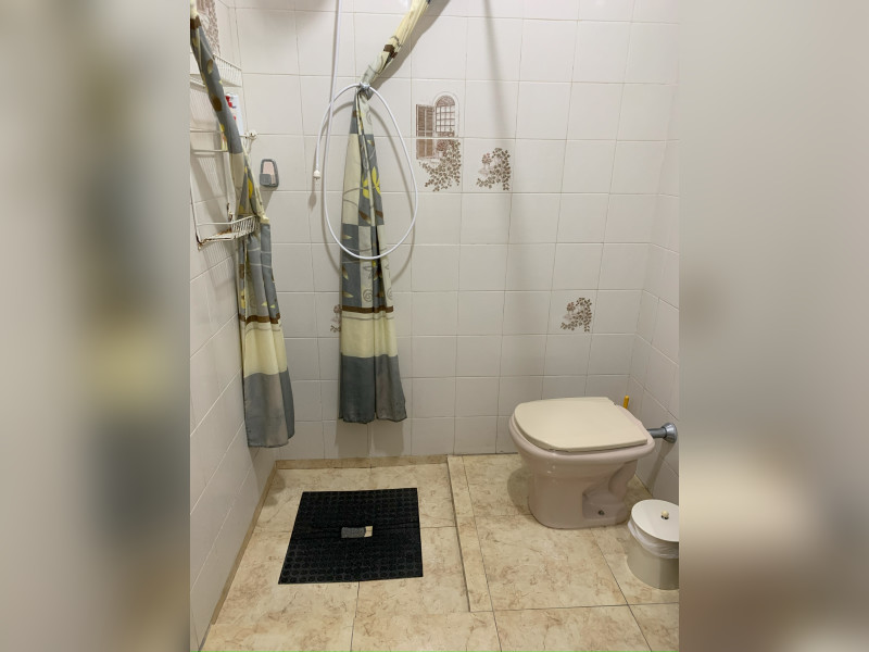 Casa à venda Jardim São Carlos (Zona Leste) com 200m² e 3 quartos por R$ 580.000 - banheiro-casa-1.jpg