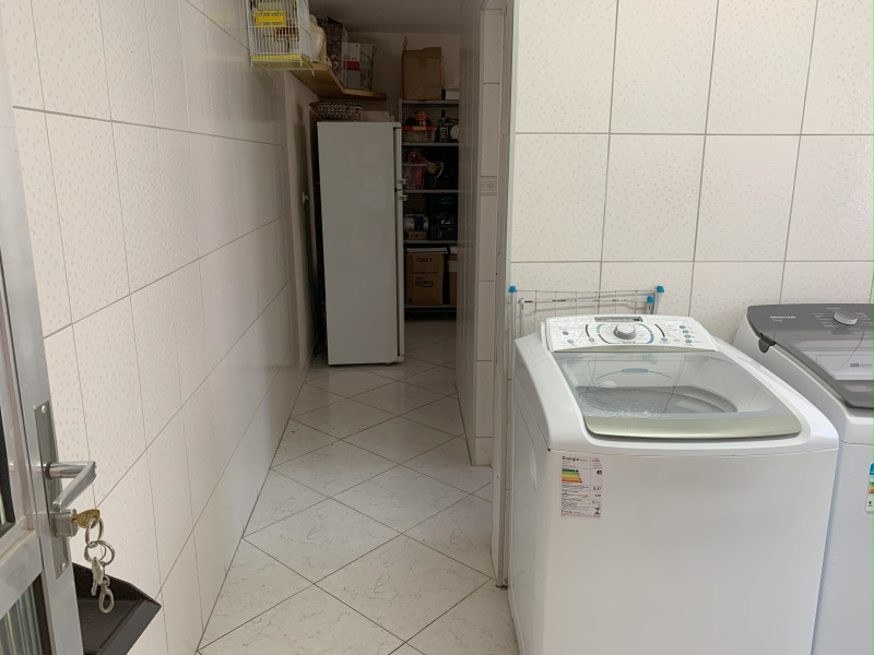 Casa à venda Jardim São Carlos (Zona Leste) com 200m² e 3 quartos por R$ 580.000 - lavanderia-1.jpg