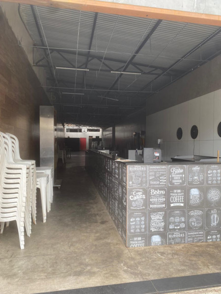 imóvel com 280m² - São Pedro - Governador Valadares