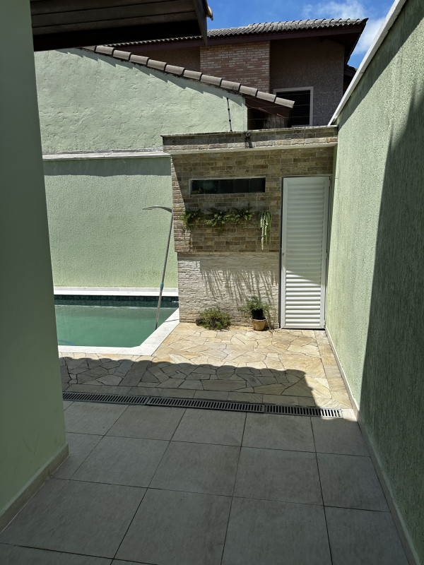 imóvel com 189m² - Balneário São João Batista - Peruíbe