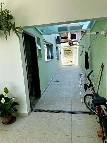 imóvel com 189m² - Balneário São João Batista - Peruíbe