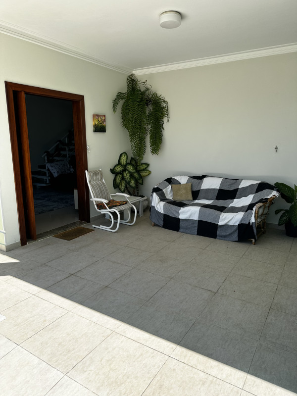 imóvel com 189m² - Balneário São João Batista - Peruíbe