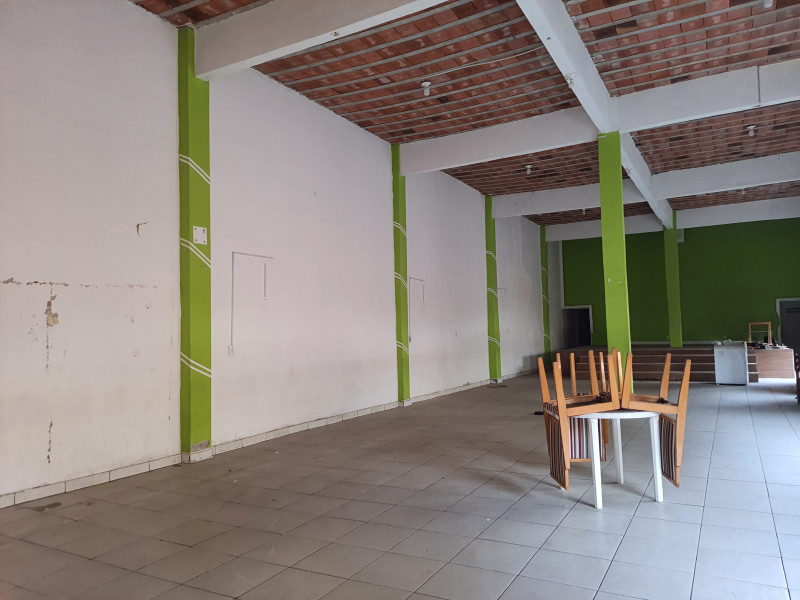 imóvel com 300m² - Jardim José Bonifácio - São João de Meriti