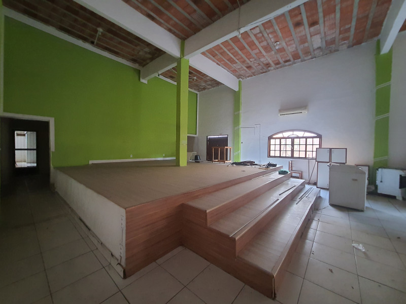 imóvel com 300m² - Jardim José Bonifácio - São João de Meriti