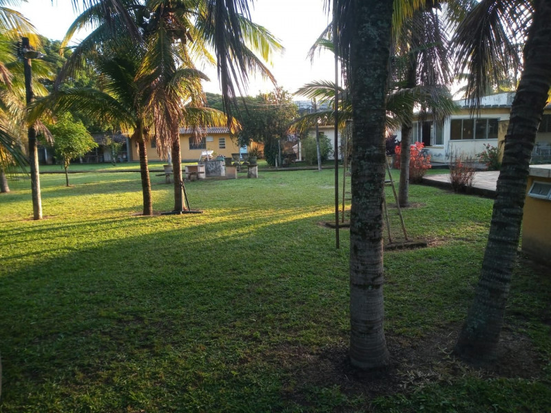 imóvel com 4900m² - Santa Candida - Itaguai