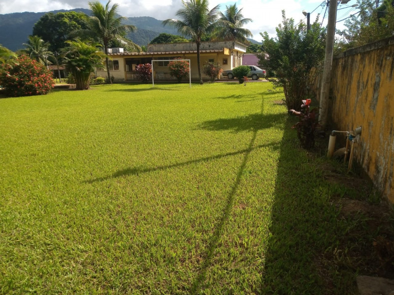 imóvel com 4900m² - Santa Candida - Itaguai