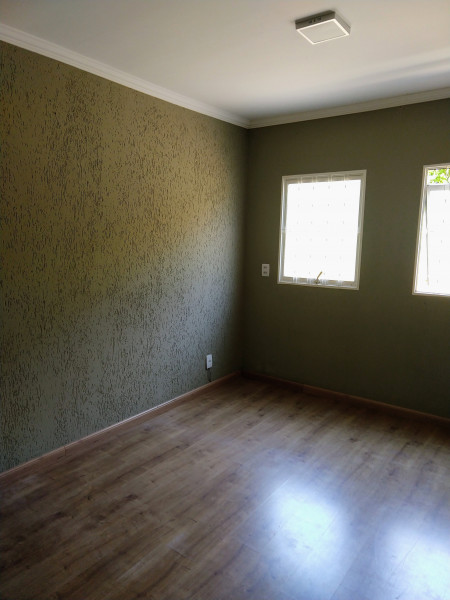 Apartamento à venda Condomínio Residencial Beija-Flor com 60m² e 3 quartos por R$ 250.000 - 2035152445-img-20231111-115444778.jpg