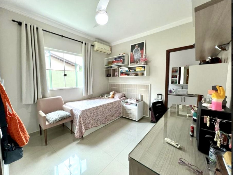 imóvel com 350m² - arniqueira - Brasília